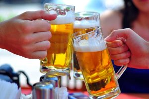 Những công dụng tuyệt vời của bia