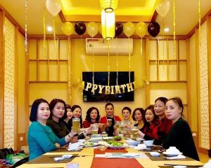 tiệc sinh nhật tại nhà hàng