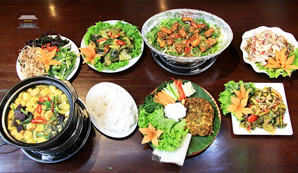 thang-12-di-dau-to-chuc-tiec-giang-sinh-lien-hoan-cuoi-nam-chuan-khong-can-chinh1
