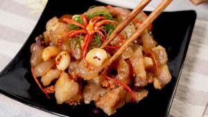 món gân bò cháy tỏi