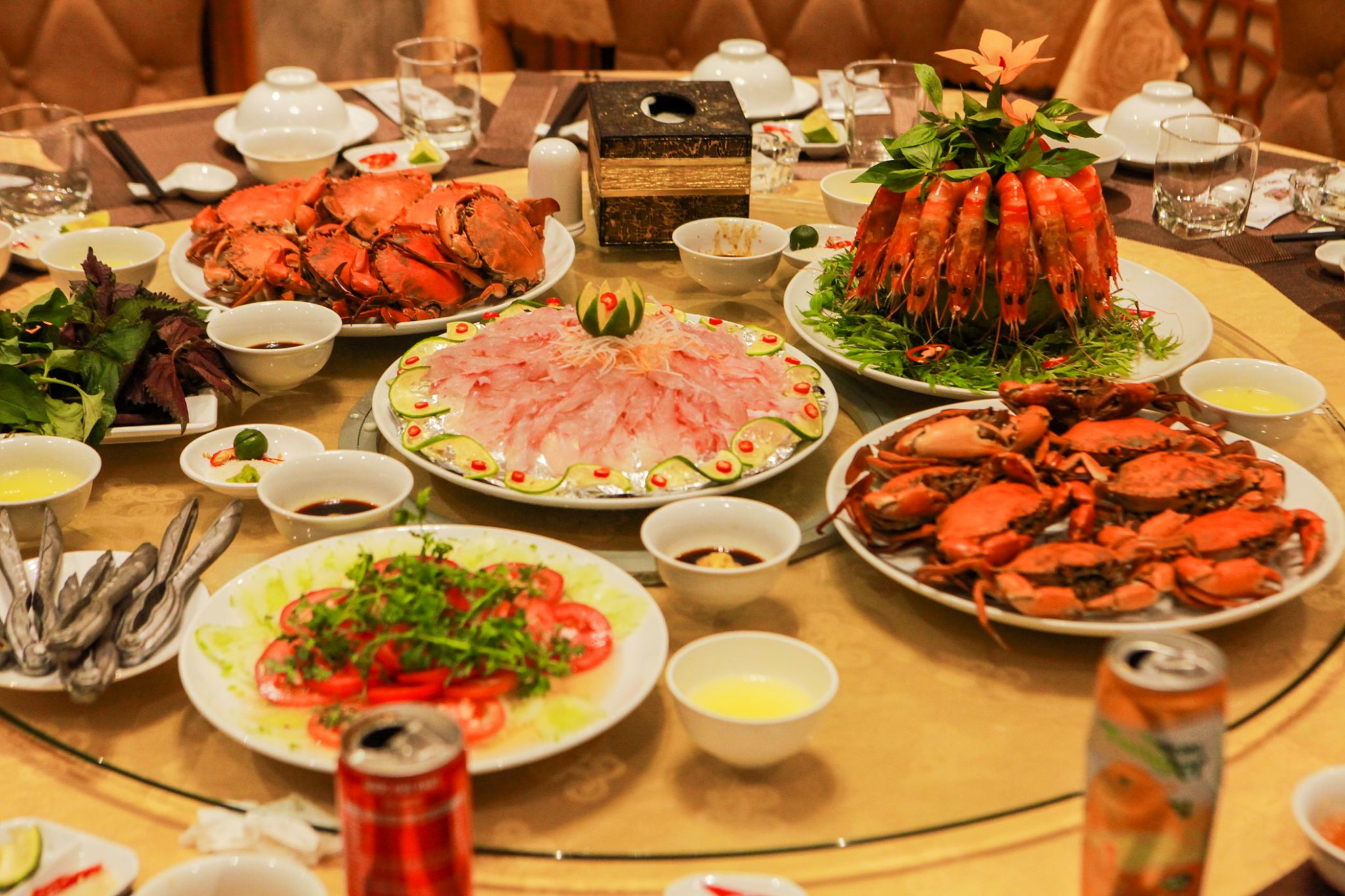 Nhà hàng tổ chức tiệc liên hoan tại Hà Nội
