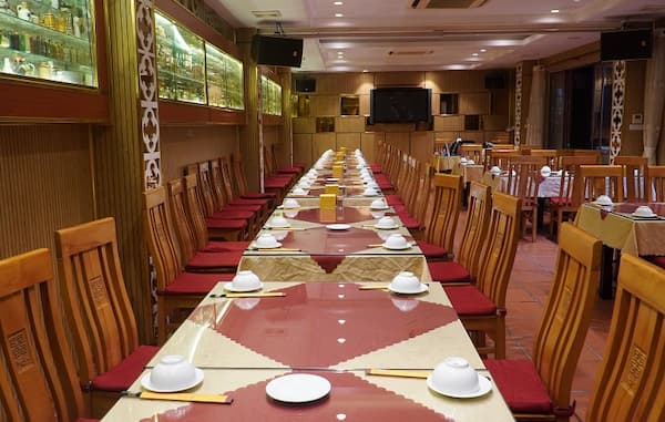 Nhà hàng gặp mặt khai xuân đầu năm