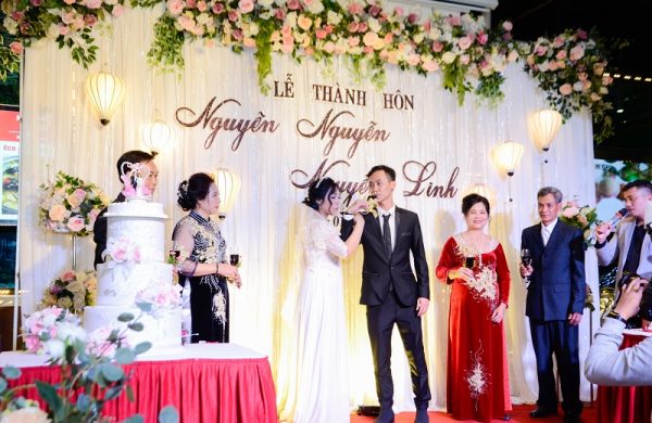 Ẩm thực Vân Hồ: Nhà hàng tổ chức tiệc cưới Hà Nội sang trọng