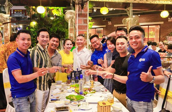 Ẩm thực Vân Hồ vinh dự lọt top 100 nhà hàng có dịch vụ hoàn hảo vì quyền lợi người tiêu dùng năm 2019