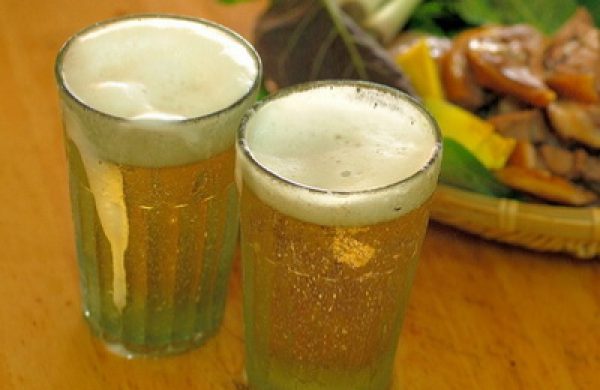 Những công dụng làm đẹp bất ngờ từ bia