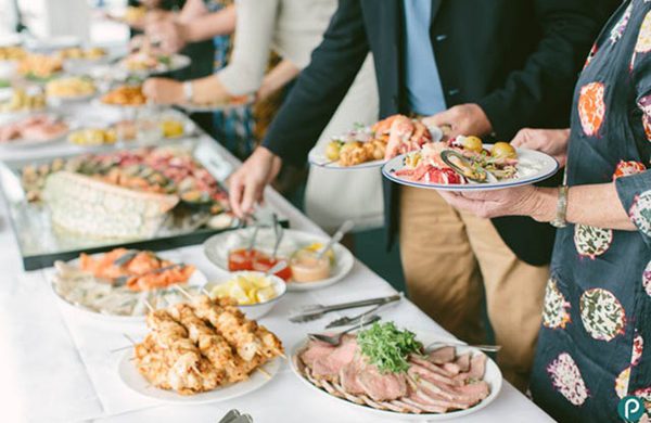 Các quy tắc “vàng” trên bàn ăn để trở thành người thanh lịch