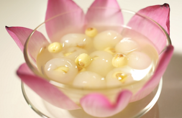 Chia sẻ 3 công thức nấu hạt sen ngon mê ly lại dễ làm