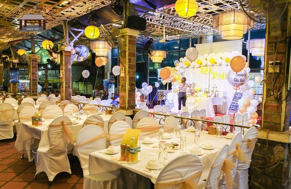 Địa điểm nào tổ chức tiệc cuối năm thích hợp cho dân văn phòng?