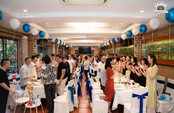 Địa điểm tổ chức hội thảo ở Hà Nội chuyên nghiệp – gọi tên Ẩm Thực Vân Hồ