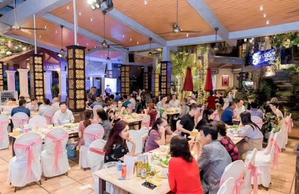 Nhà hàng tổ chức tiệc cưới ở Hai Bà Trưng – Ẩm Thực Vân Hồ 2B Hoa Lư
