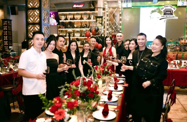 Gợi ý nhà hàng tổ chức sinh nhật cho người lớn ấm cúng, trọn vẹn