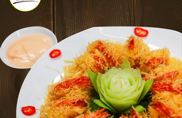 Tôm bao phú quý – Món ăn gói trọn cả sự tinh tế, cầu kỳ của đầu bếp Việt