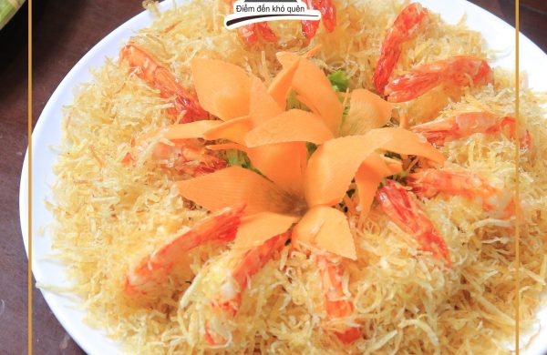 Nhà hàng hải sản tươi ngon tại Hà Nội gọi tên Ẩm thực Vân Hồ