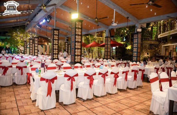 Nhà hàng tổ chức liên hoan công ty “Nhanh gọn – Đẳng cấp – Tối ưu”