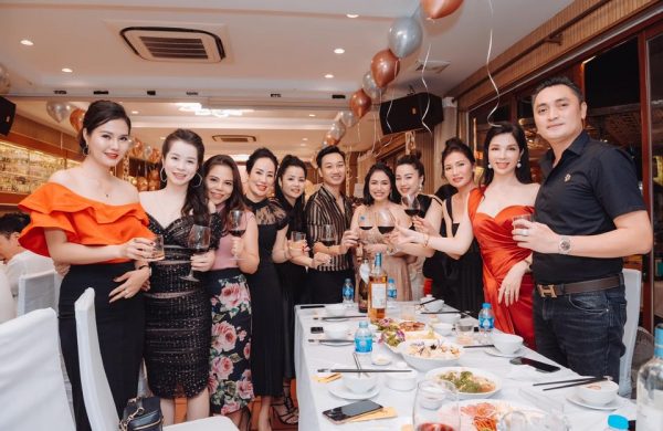 Nhà hàng tổ chức sự kiện ở Hà Nội đẹp, lý tưởng