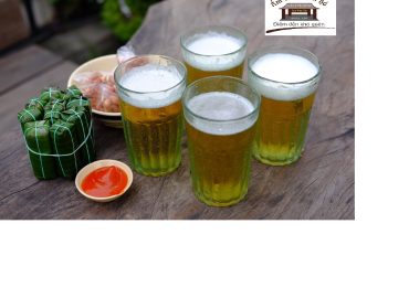 Những món ngon dân dã uống bia không thể bỏ qua khi đến thưởng thức bia hơi tại Ẩm thực Vân Hồ