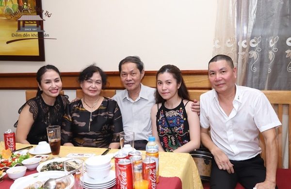 Quán ăn ngon gia đình ở Hà Nội vào dịp cuối tuần