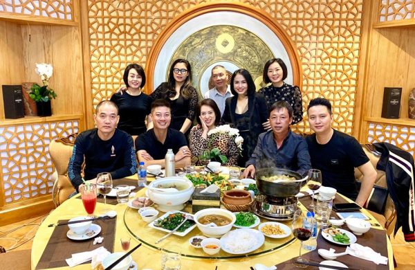 Các quán ăn gia đình ngon ở Hà Nội đừng bỏ qua nhà hàng Vân Hồ