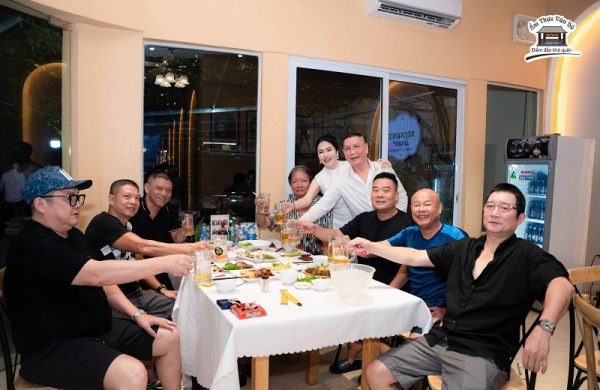 Quán bia tươi Hà Nội – Ẩm thực Vân Hồ