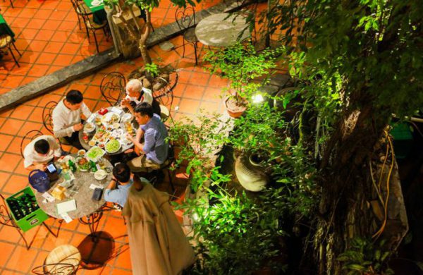 Quán bia view đẹp Hà Nội có đồ nhậu ngon cho các thực khách