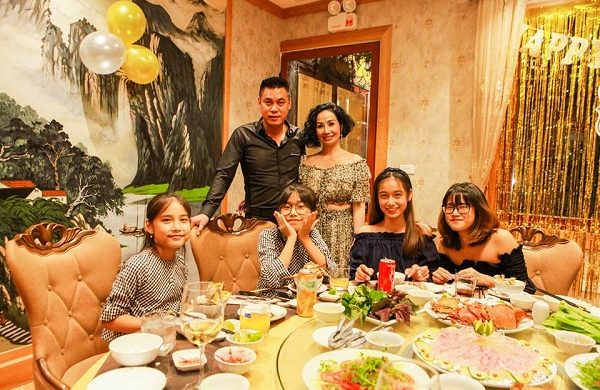 Địa chỉ tổ chức sinh nhật được yêu thích chỉ có tại Nhà hàng Vân Hồ